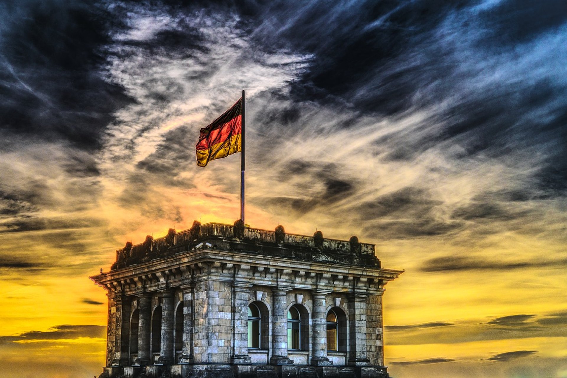Surprise Drop In German Business Confidence Suggests Economy On Shaky Ground