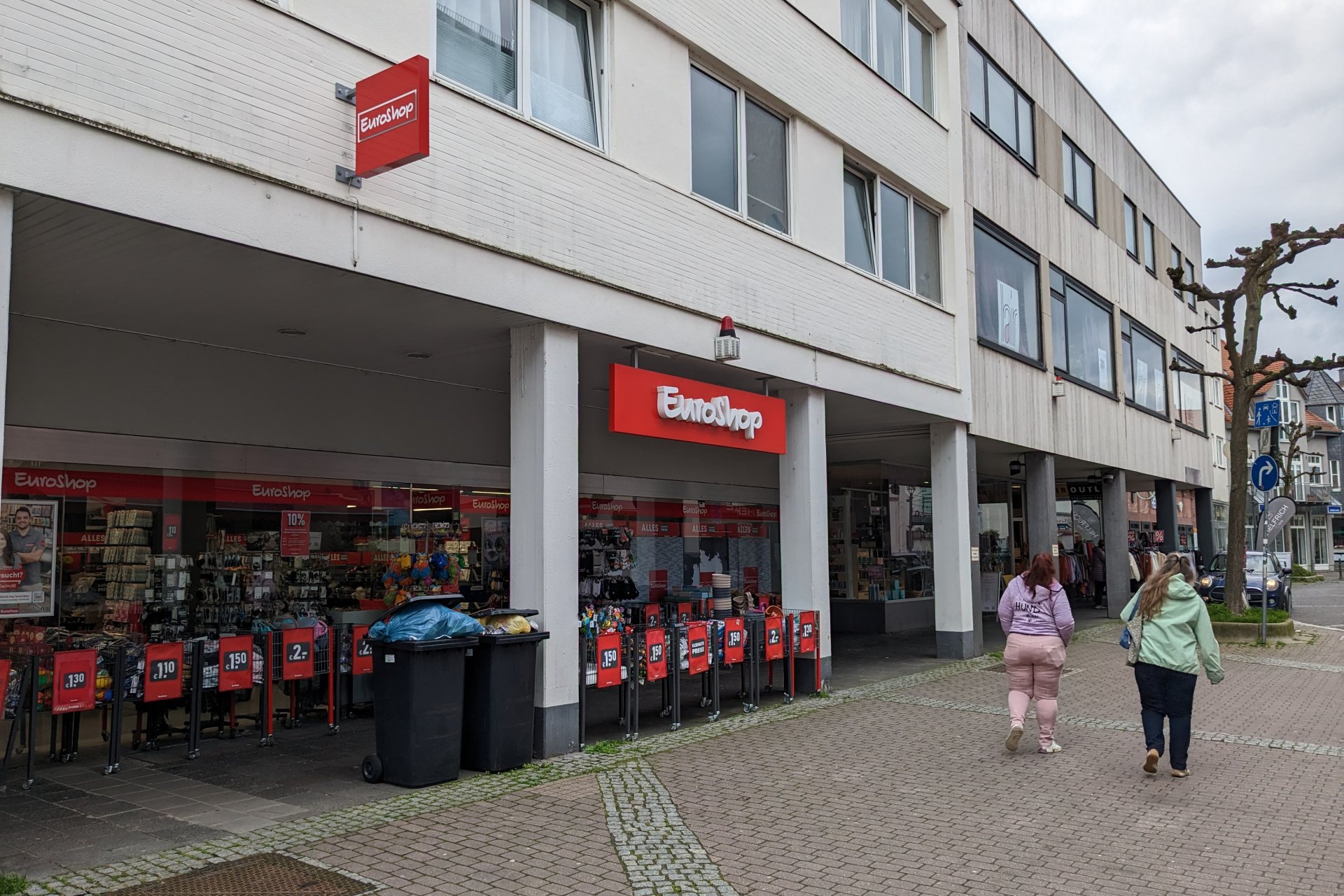 Eurozone Inflation Ticks Higher On Rising Costs For Services, Fresh Food 